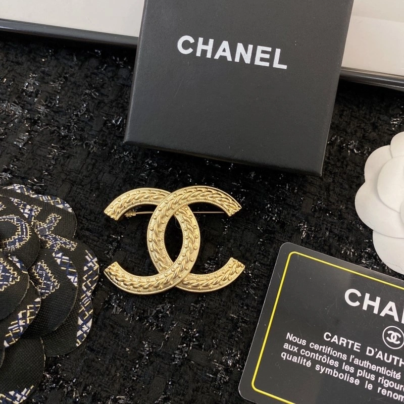 StreetReady Chanel Brooches 221775