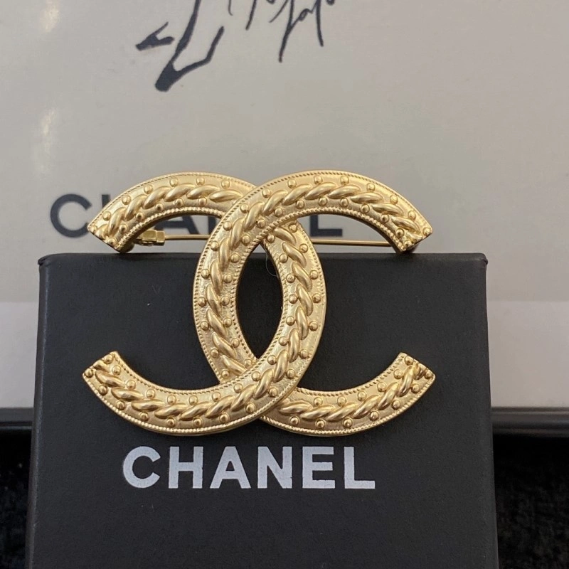 StreetReady Chanel Brooches 221775