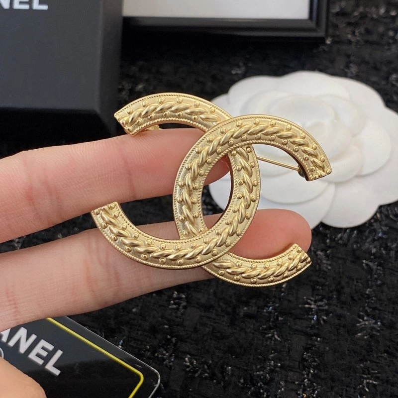 StreetReady Chanel Brooches 221775