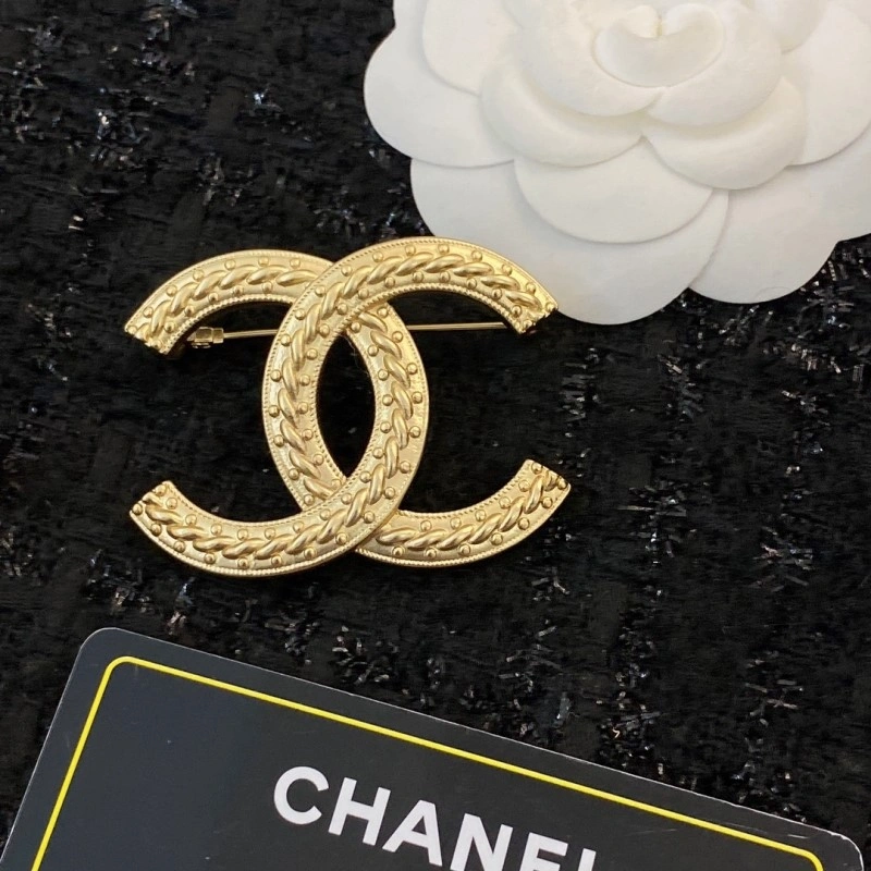 StreetReady Chanel Brooches 221775