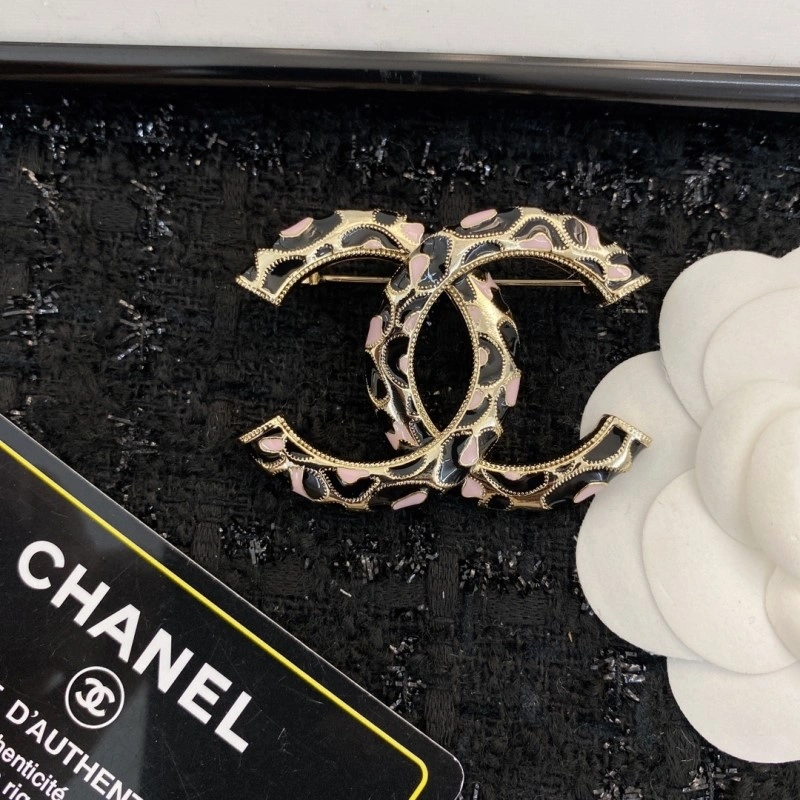 Packable Chanel Brooches 221769