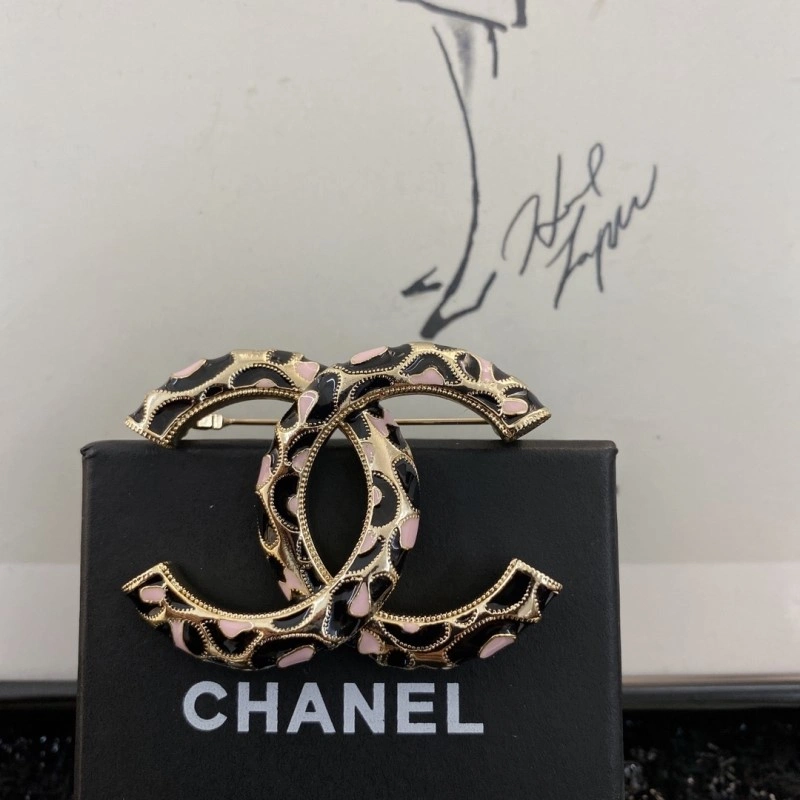 Packable Chanel Brooches 221769