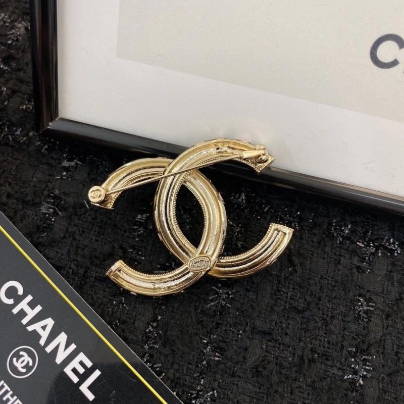 Packable Chanel Brooches 221769