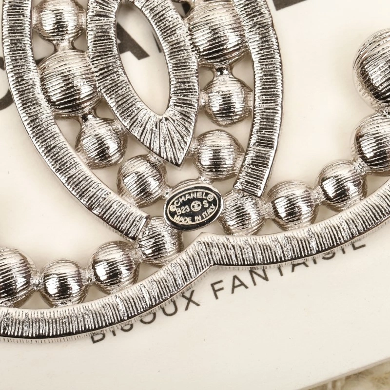 Attractive Chanel Brooches 221764