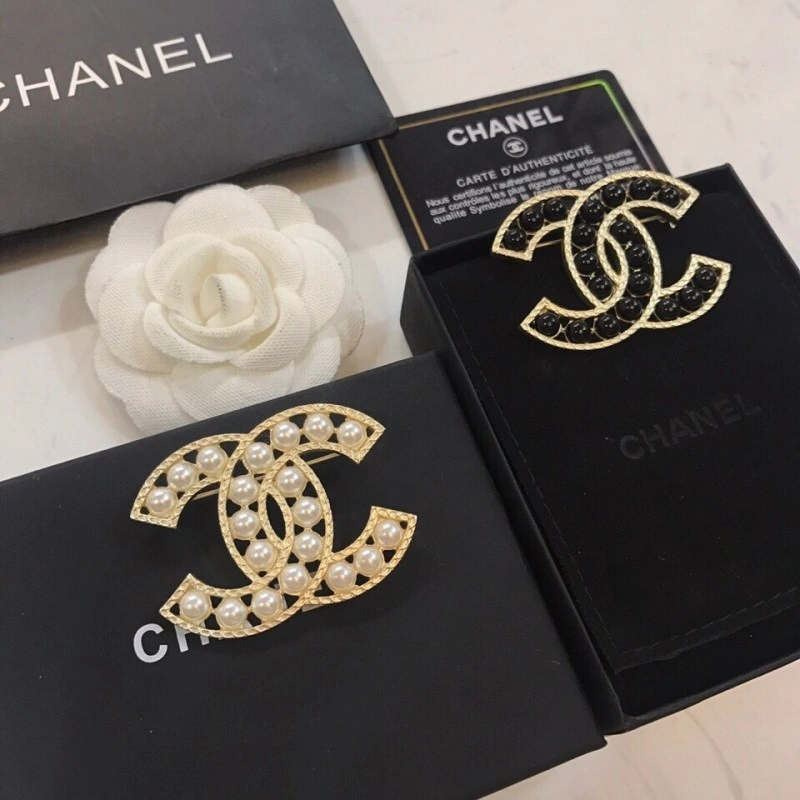 Flexible Chanel Brooches 221789
