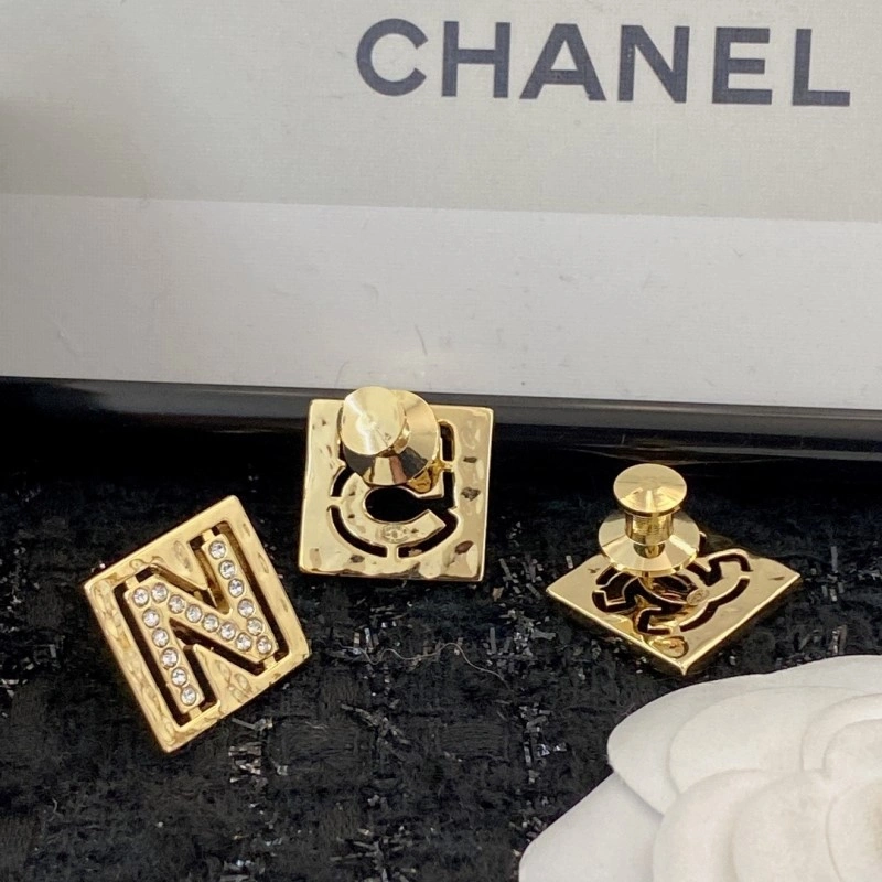 Flexible Chanel Brooches 221753