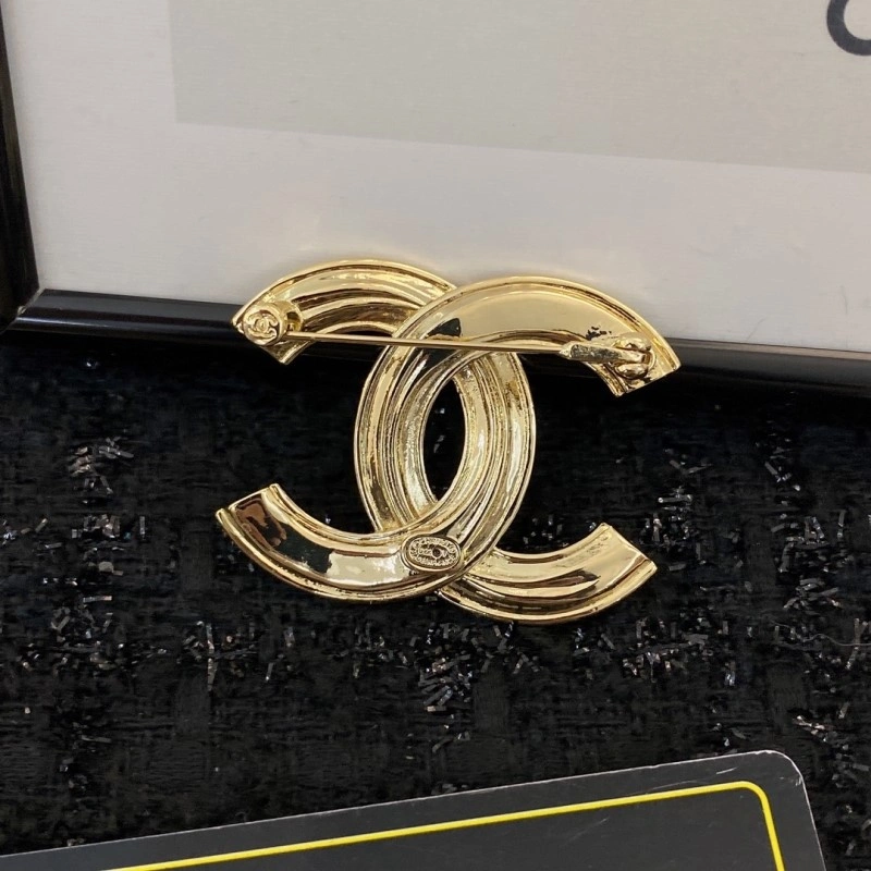 FastDry Chanel Brooches 221755