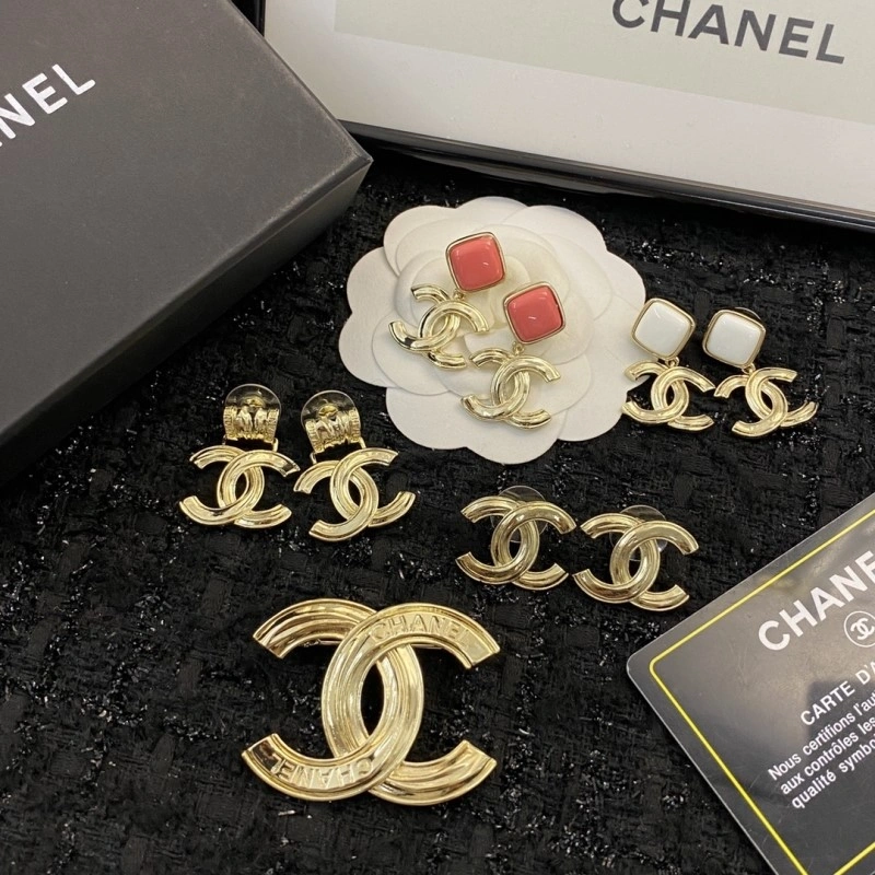 FastDry Chanel Brooches 221755