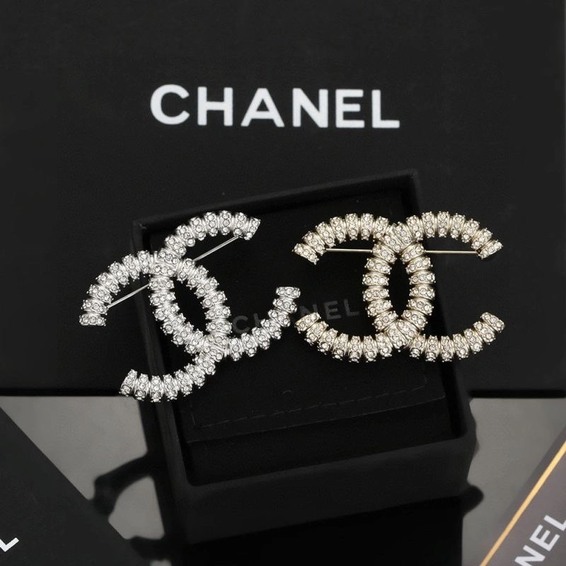 Bold Chanel Brooches 221746