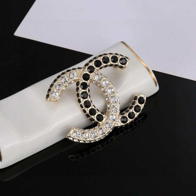 Versatile Chanel Brooches 221751
