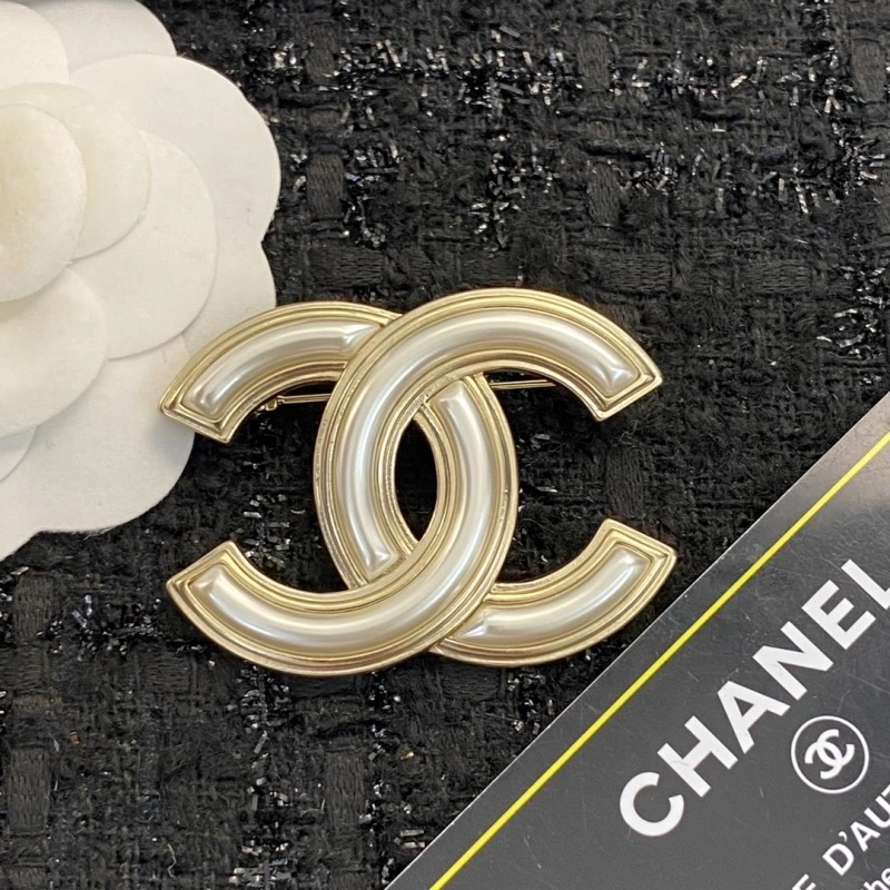 AllSeason Chanel Brooches 221748