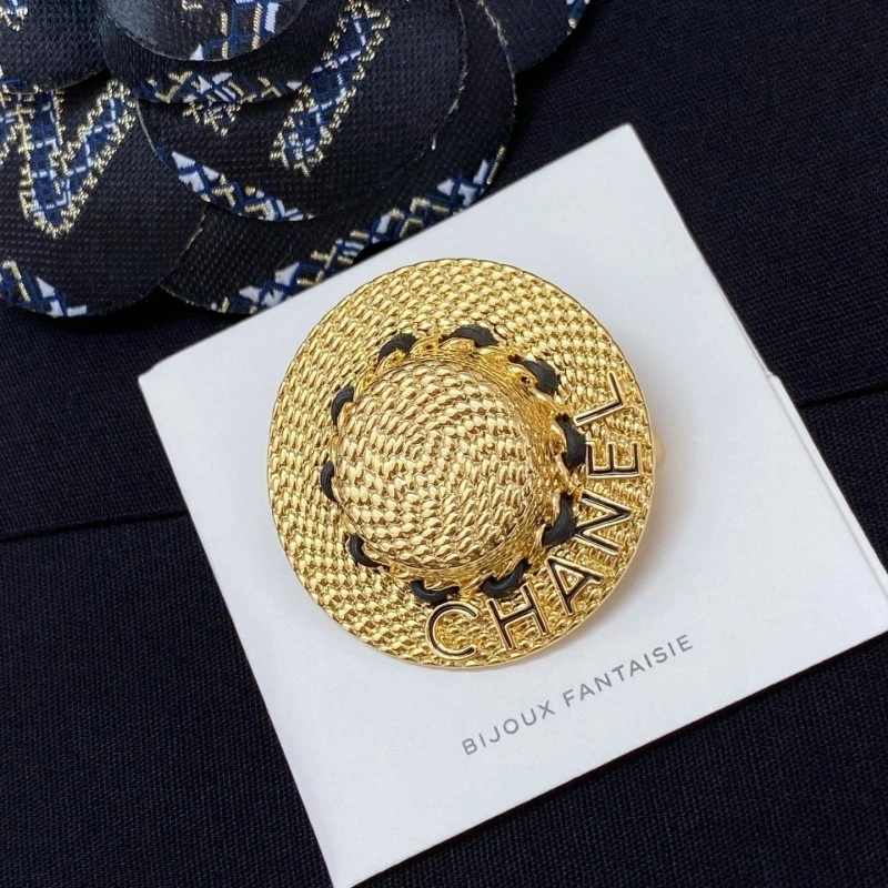 Casual Chanel Brooches 220373