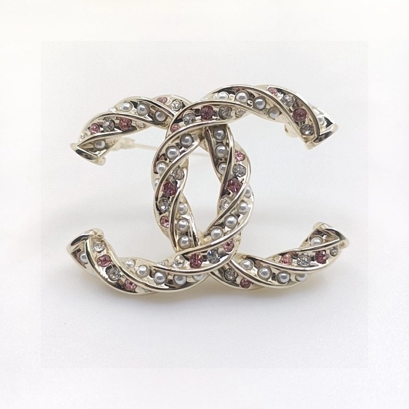 Original Chanel Brooches 220383