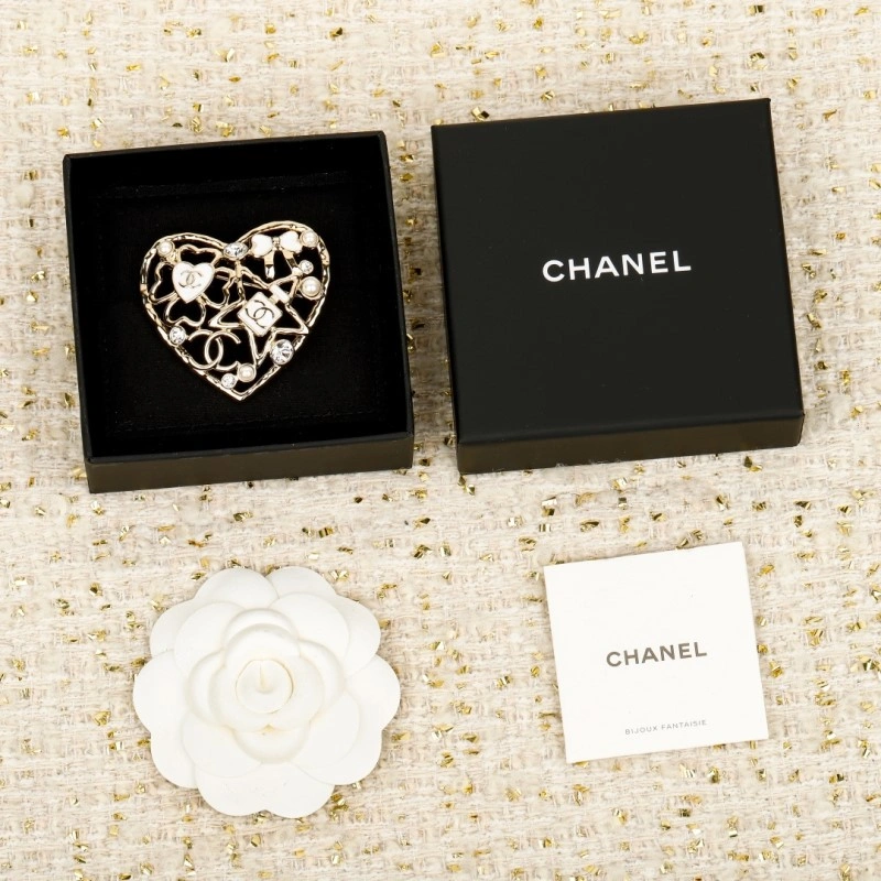 Chanel Brooches QuickDry 220361