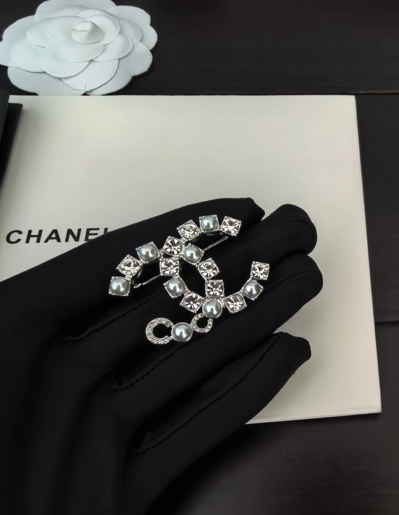 Chanel Brooches AllSeason 220344