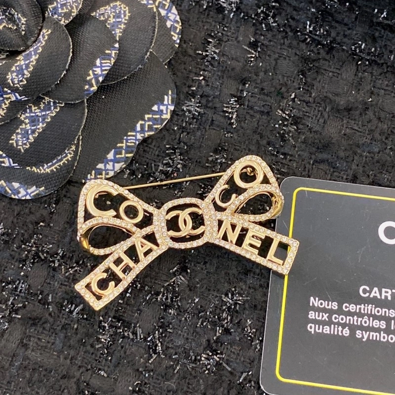 Chanel Brooches DailyWear 220342