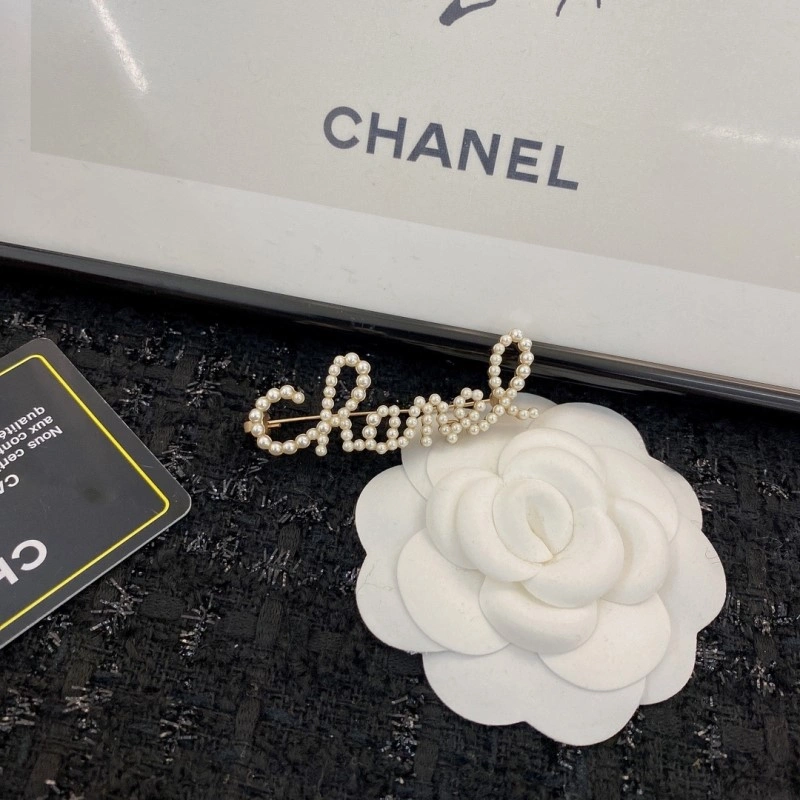 Chanel Brooches Seasonal 220329