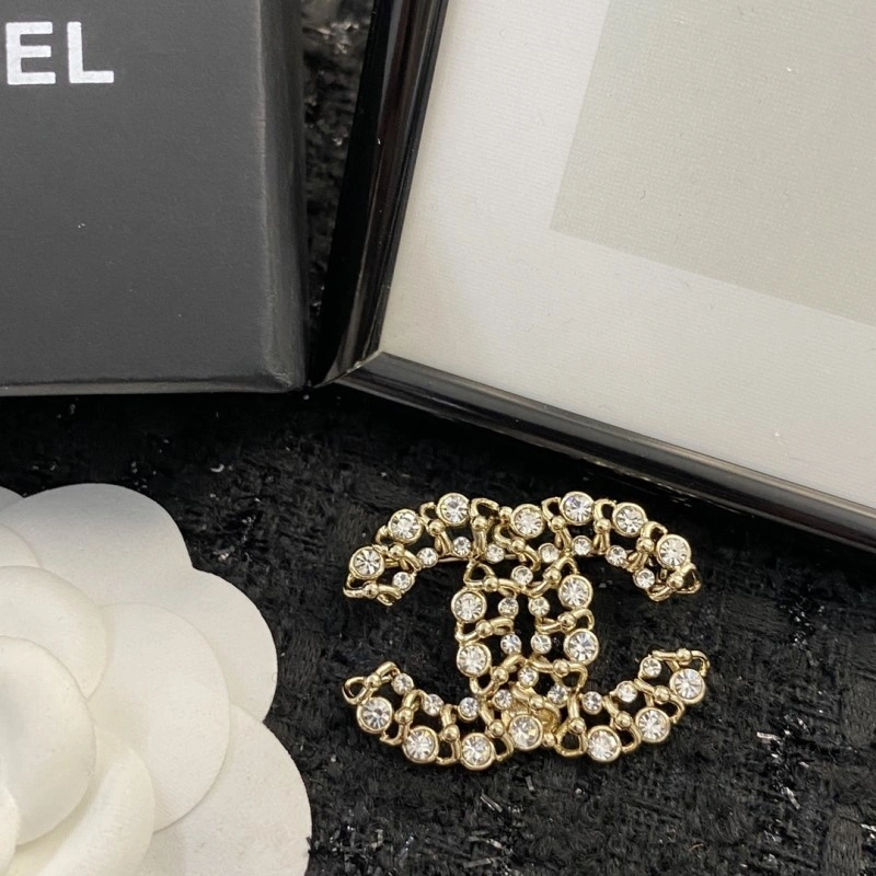 Chanel Brooches FreshLook 220327
