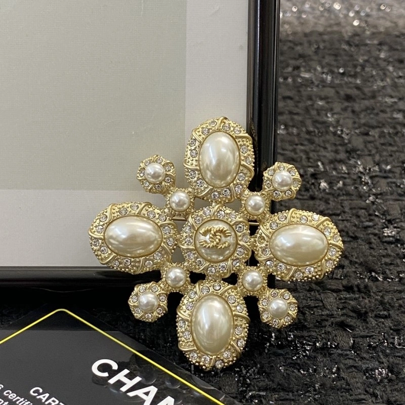 Chanel Brooches Original 220330