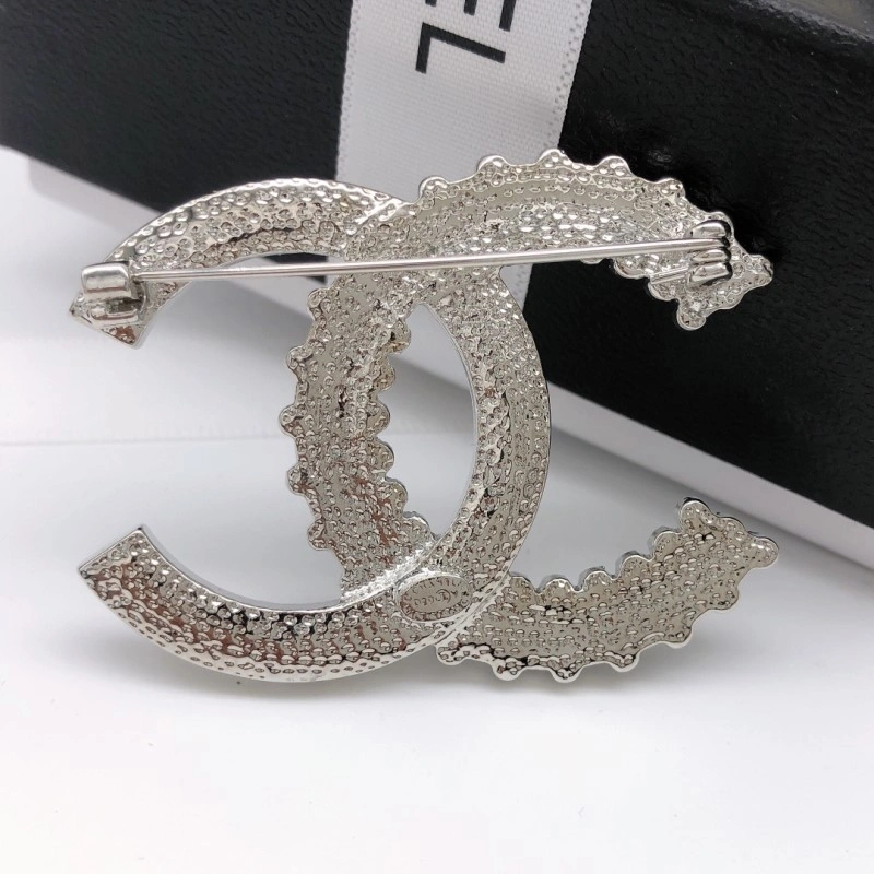 Chanel Brooches EyeCatching 220307