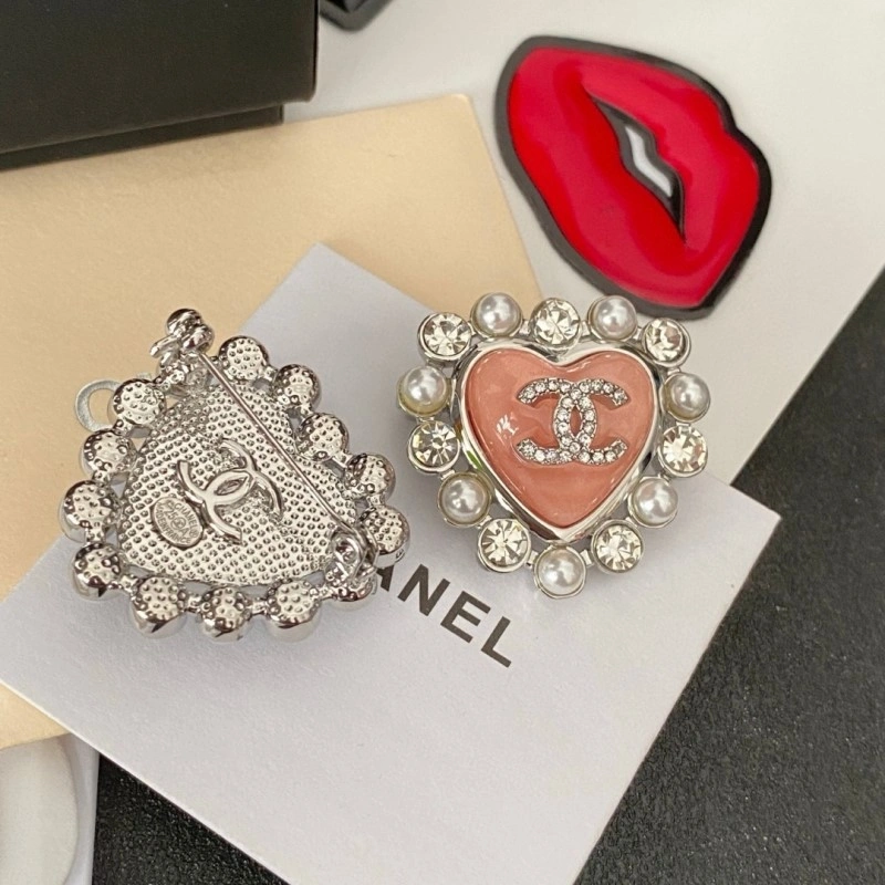 GoAnywhere Chanel Brooches 220317