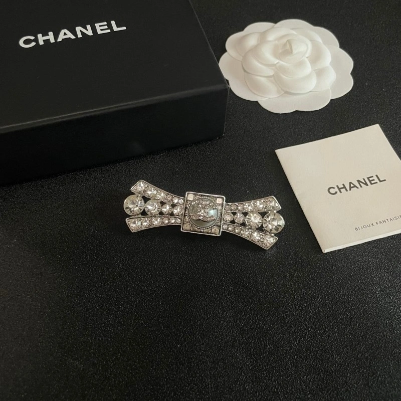 Versatile Chanel Brooches 220314