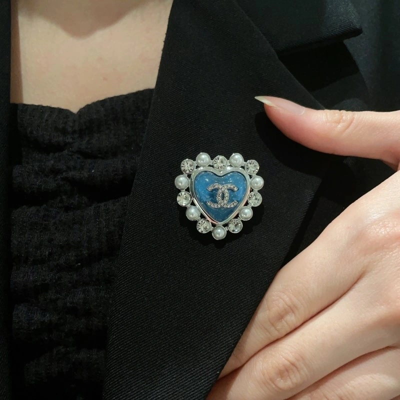 Chanel Brooches Seasonal 220270