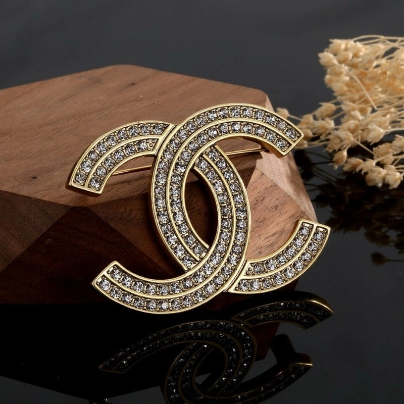 TechFriendly Chanel Brooches 220269