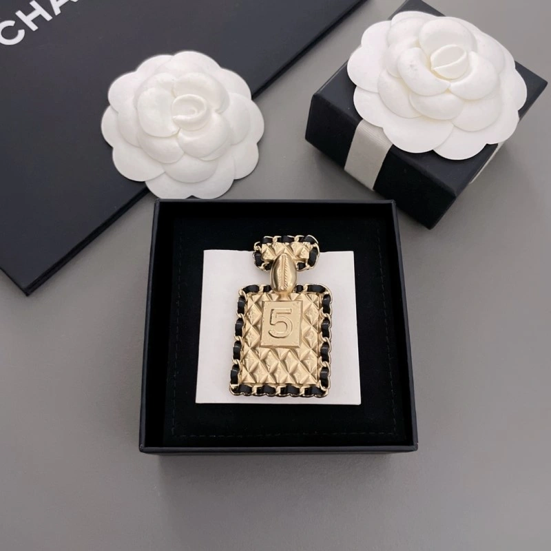 Chanel Brooches Tailored 220272