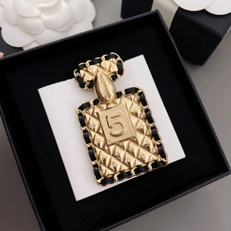 Chanel Brooches Tailored 220272