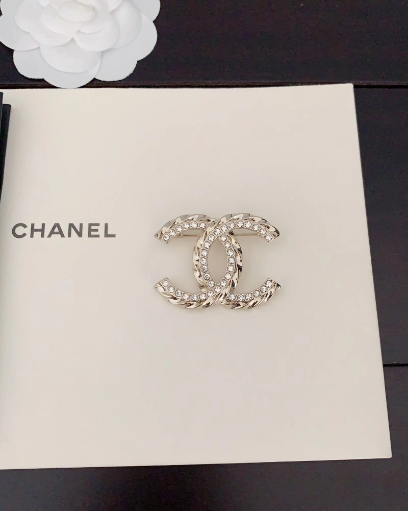 EasyMatch Chanel Brooches 220237