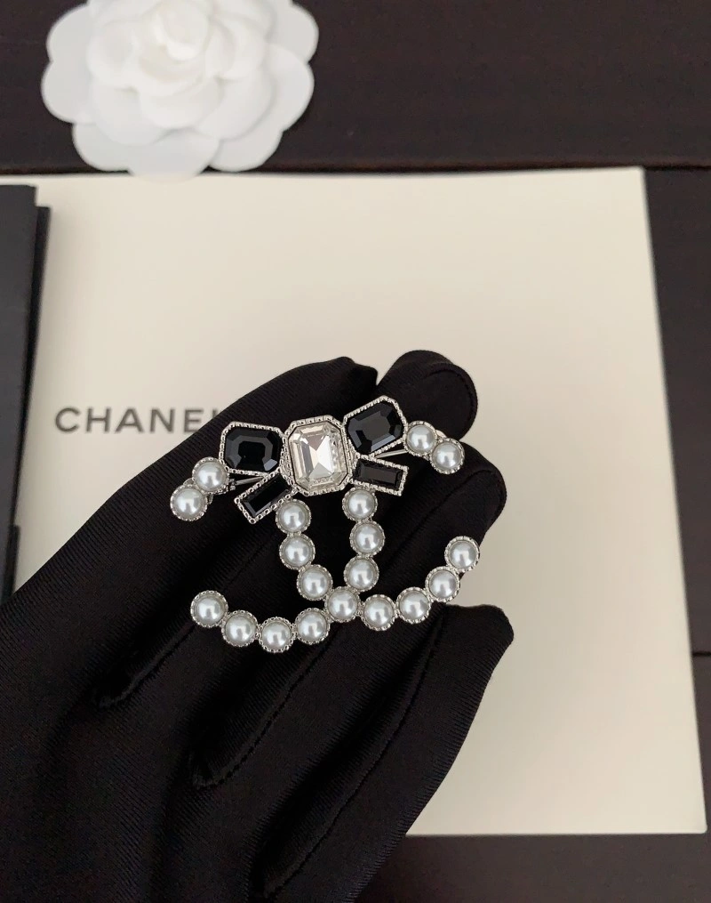 Chanel Brooches MoistureWicking 220254