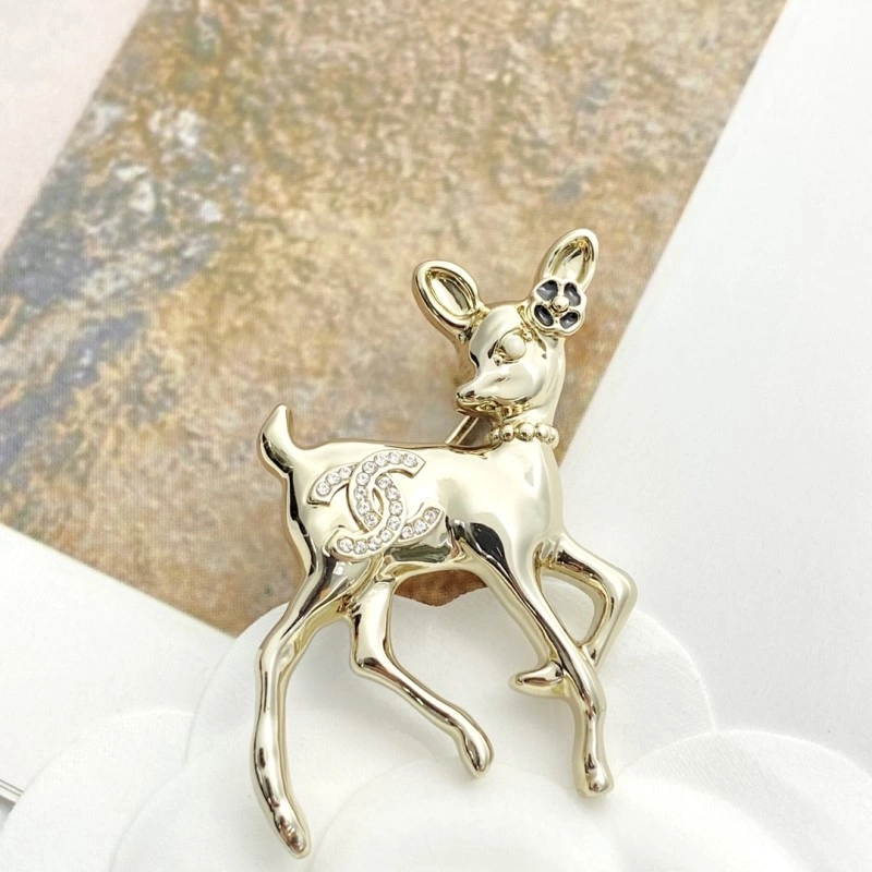 HighPerformance Chanel Brooches 220261