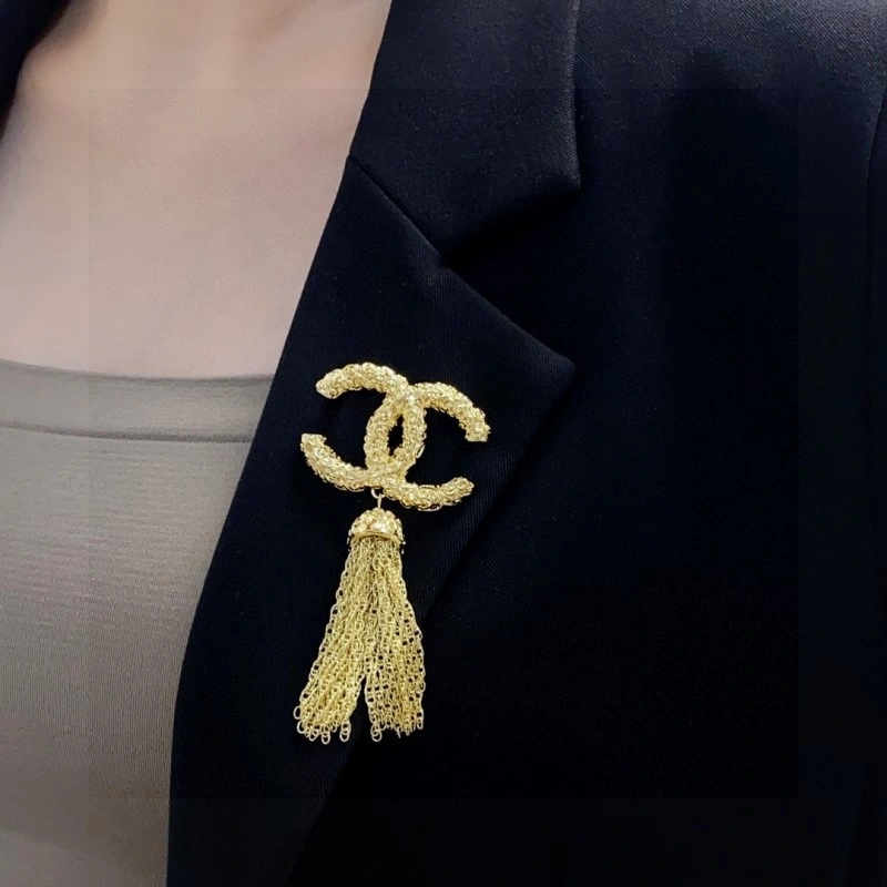 Chanel Brooches Colorful 220239
