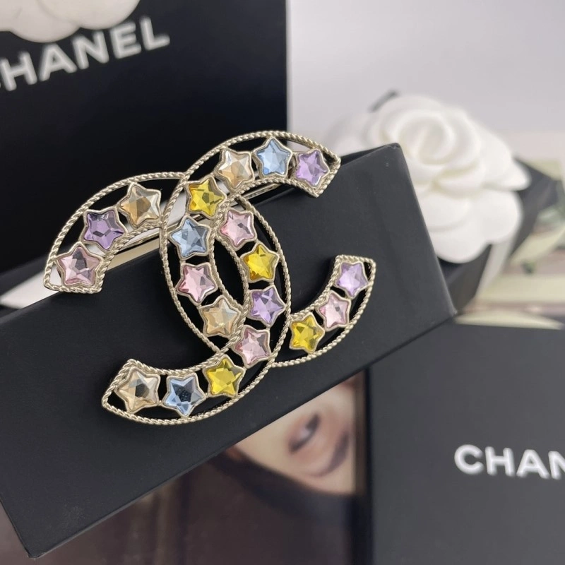 Chanel Brooches Lightweight 220234