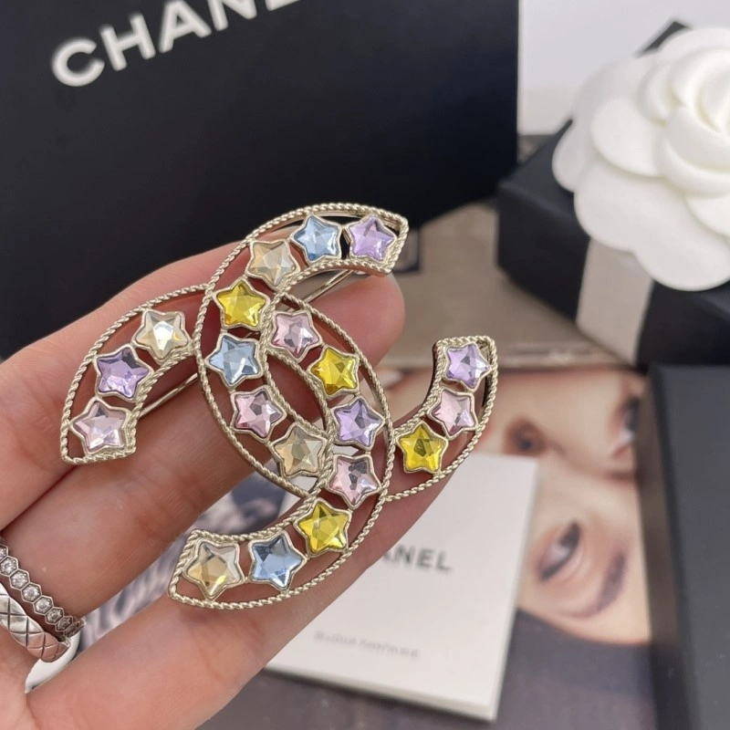 Chanel Brooches Lightweight 220234