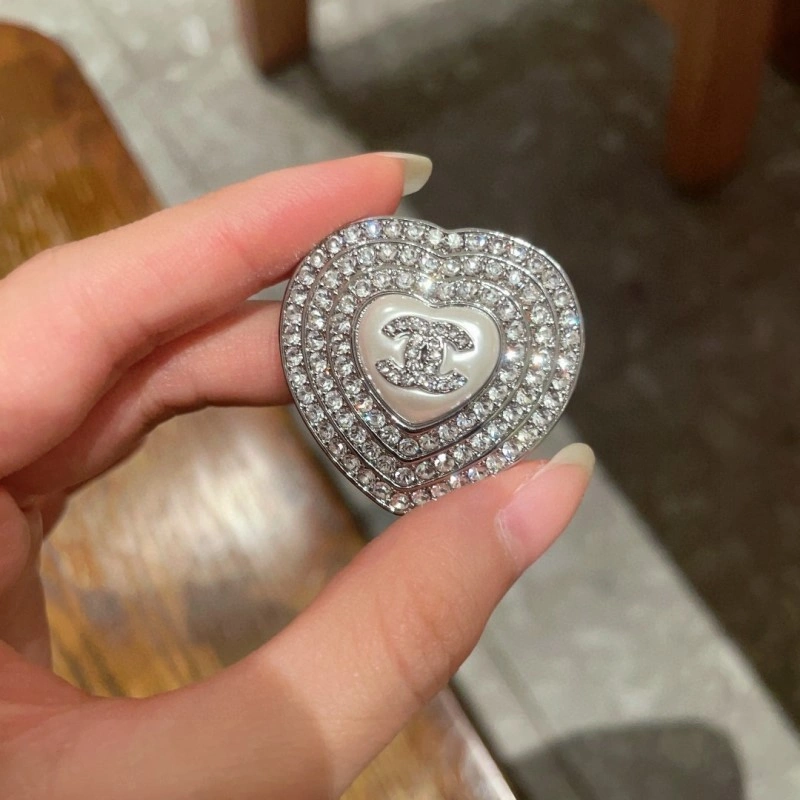 Chanel Brooches FlexibleFit 220226