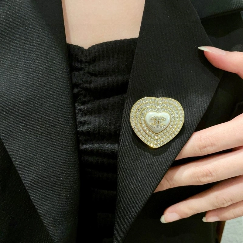 Chanel Brooches StreetReady 220227