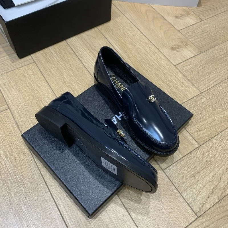 Chanel Business Shoes Minimalist 19412