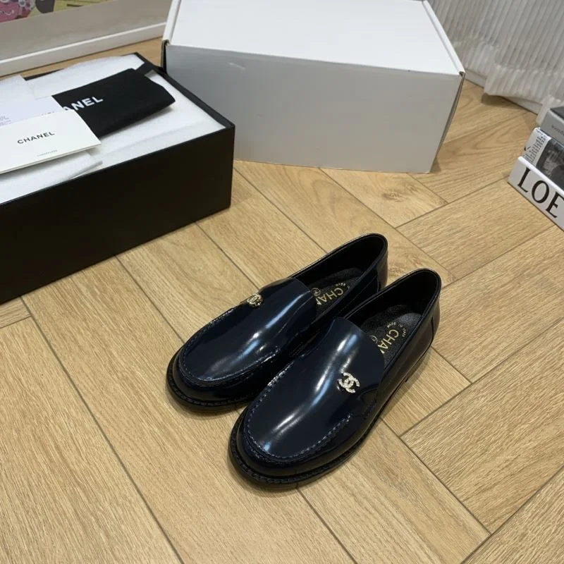 Chanel Business Shoes Minimalist 19412