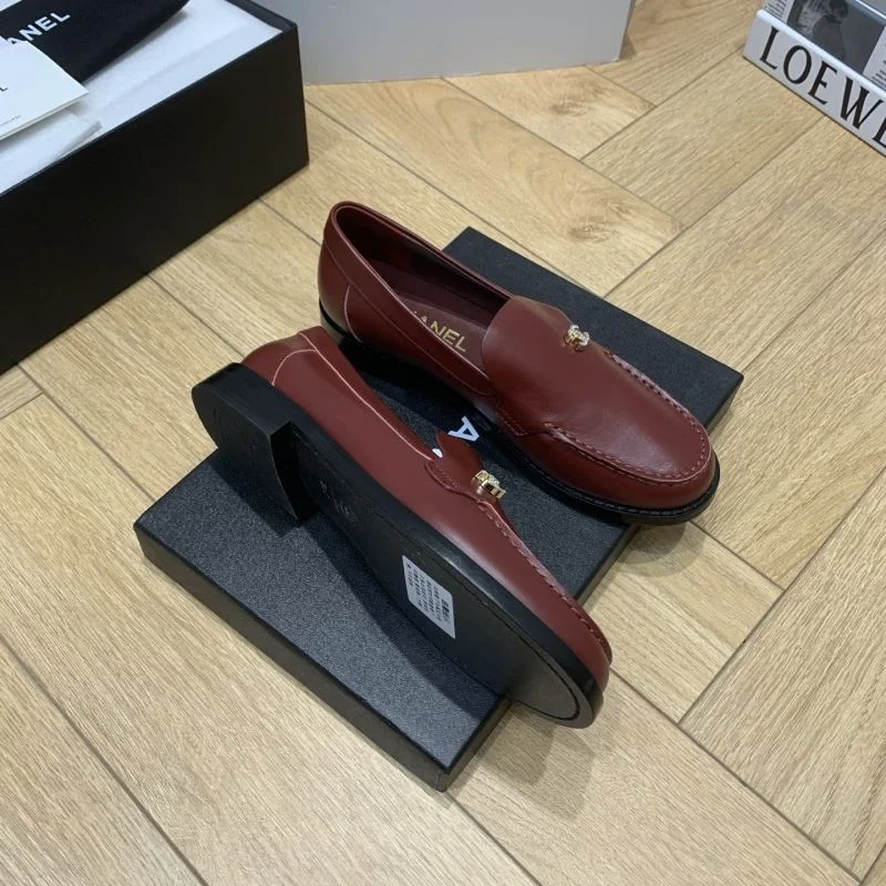 Chanel Business Shoes Sleek 19422