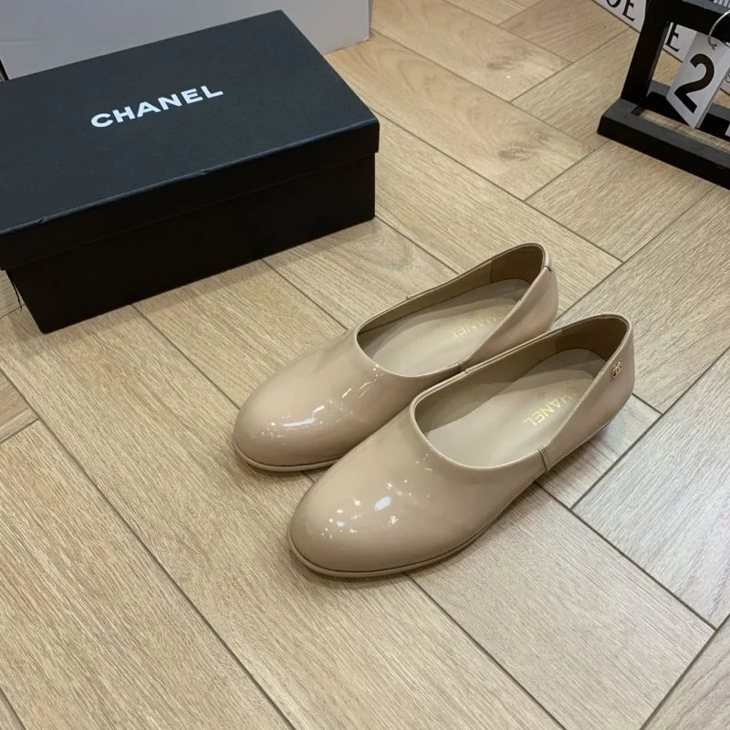 Chic Chanel Business Shoes 19405