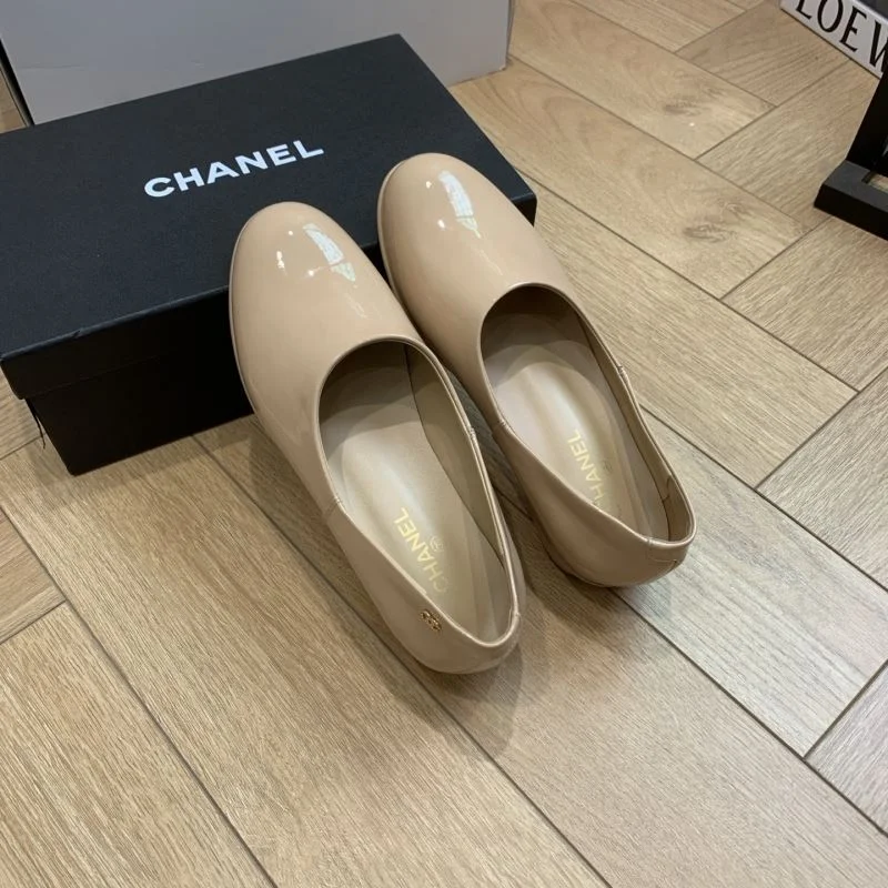 Chic Chanel Business Shoes 19405