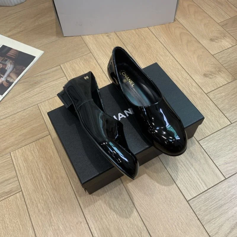 Modern Chanel Business Shoes 19413