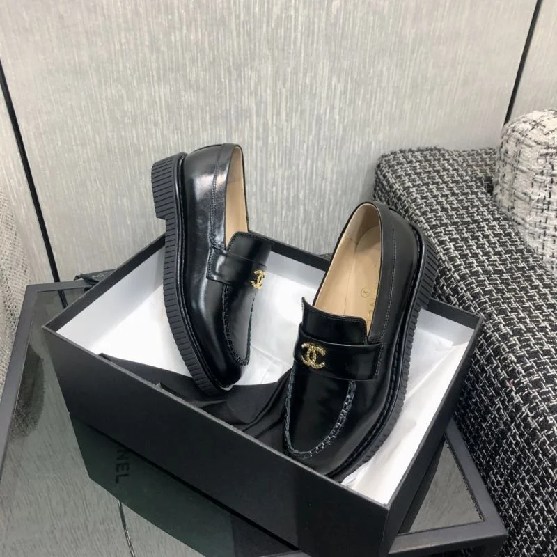 WeatherProof Chanel Business Shoes 18398