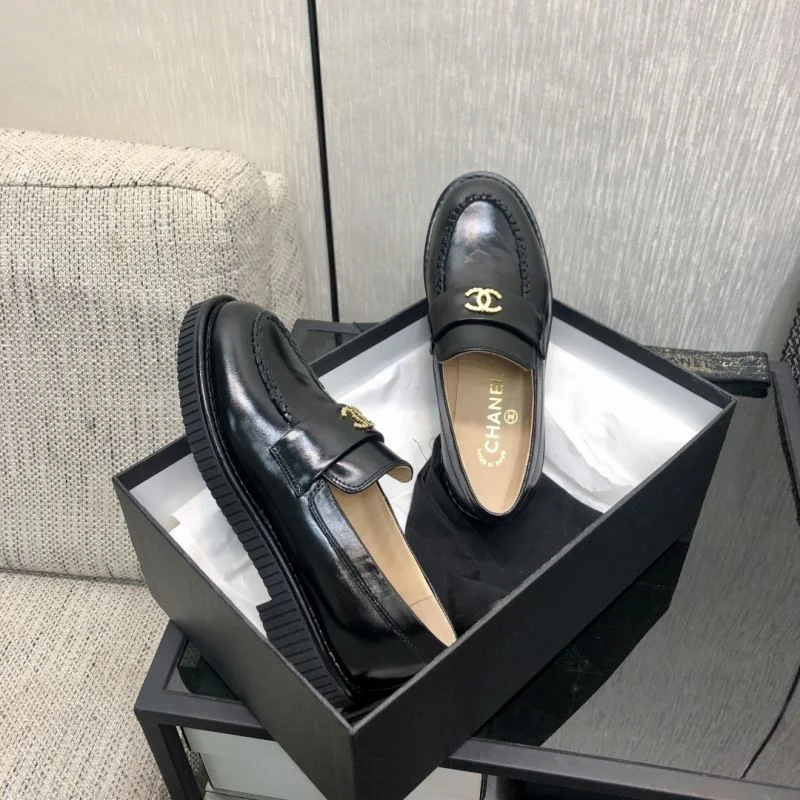 WeatherProof Chanel Business Shoes 18398