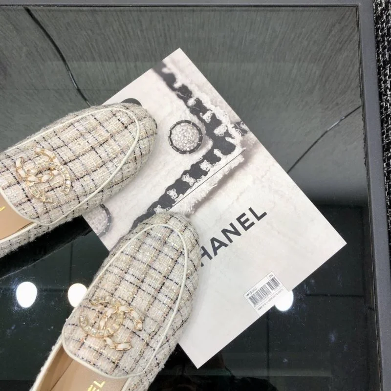 Trendsetting Chanel Business Shoes 18334