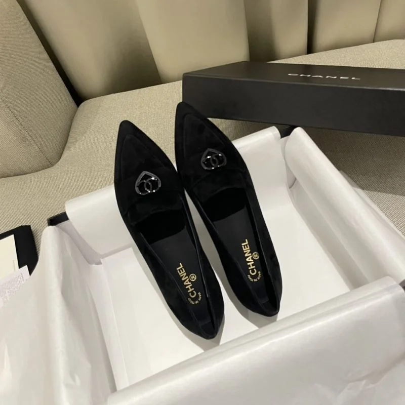 UrbanChic Chanel Business Shoes 18330