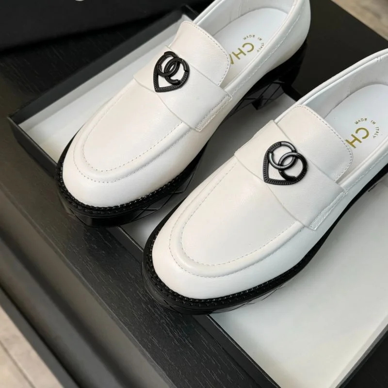 Breathable Chanel Business Shoes 18385