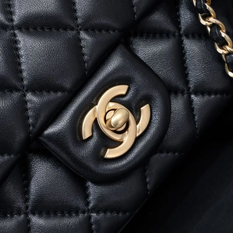 Chanel CF Series Bags RelaxedFit 37590